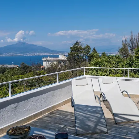 Vakantiehuis Raf Vico Equense